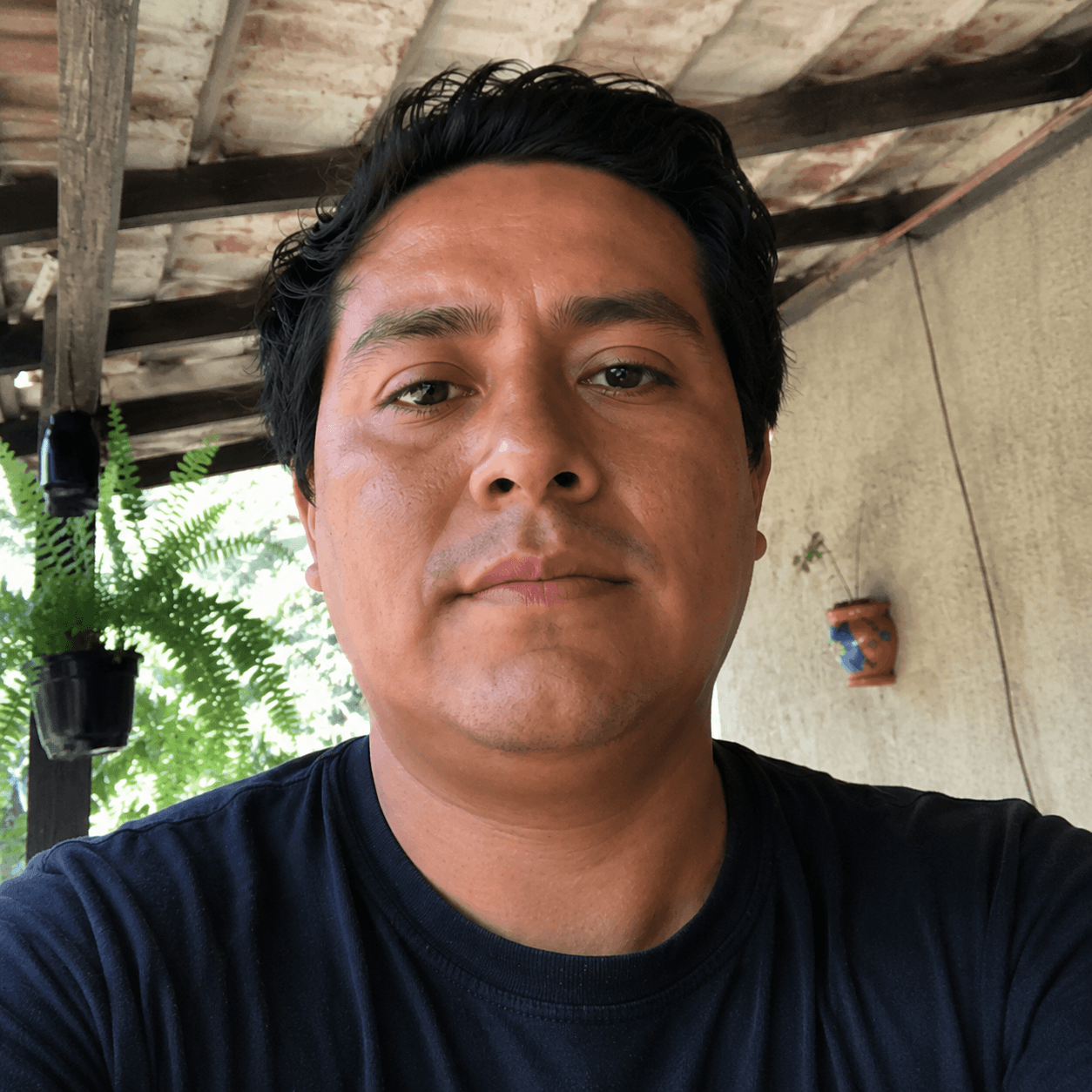 <em>JUAN R.</em>